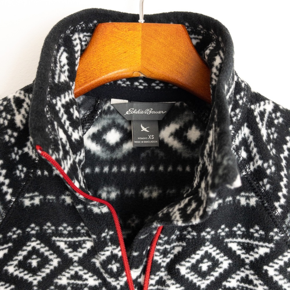Eddie Bauer • Fast Fleece 1/4 Zip - Picture 3 of 5